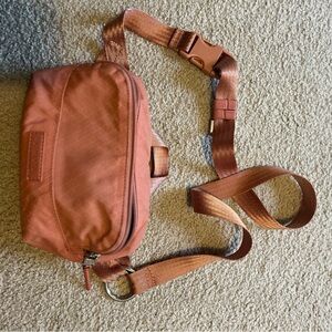 Athleta Coffee Run 2.0 Wallet and Excursion belt bag
